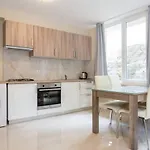 Appartement With Parking Space - 4732