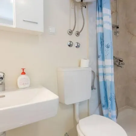 Апартаменты With Parking Space - 4732