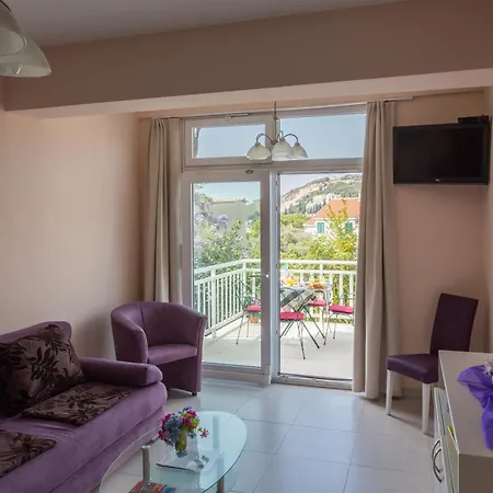 Апартаменты With Parking Space - 4732 Дубровник