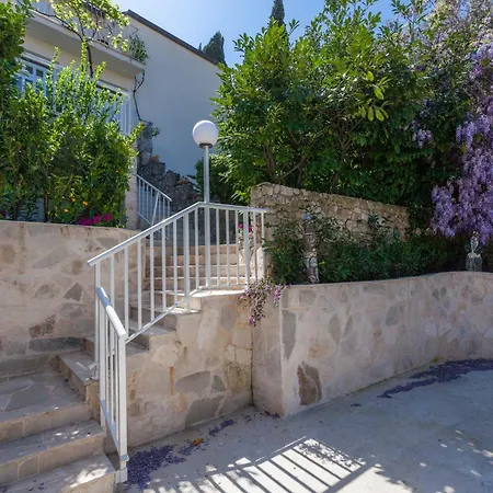 With Parking Space - 4732 * Dubrovník