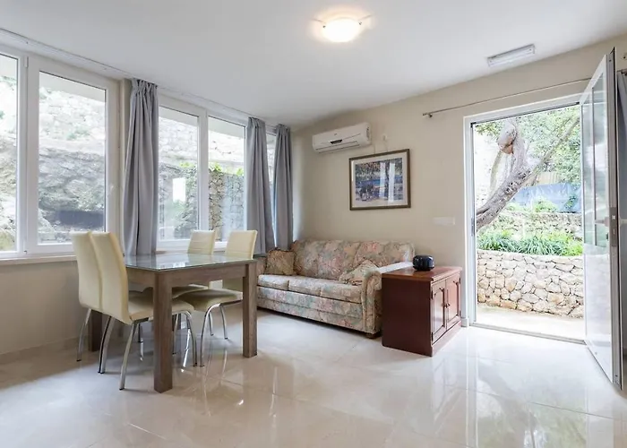 Apartament With Parking Space - 4732 Dubrownik