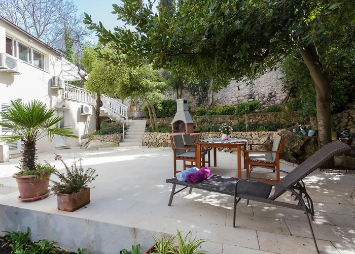 With Parking Space - 4732 Dubrownik